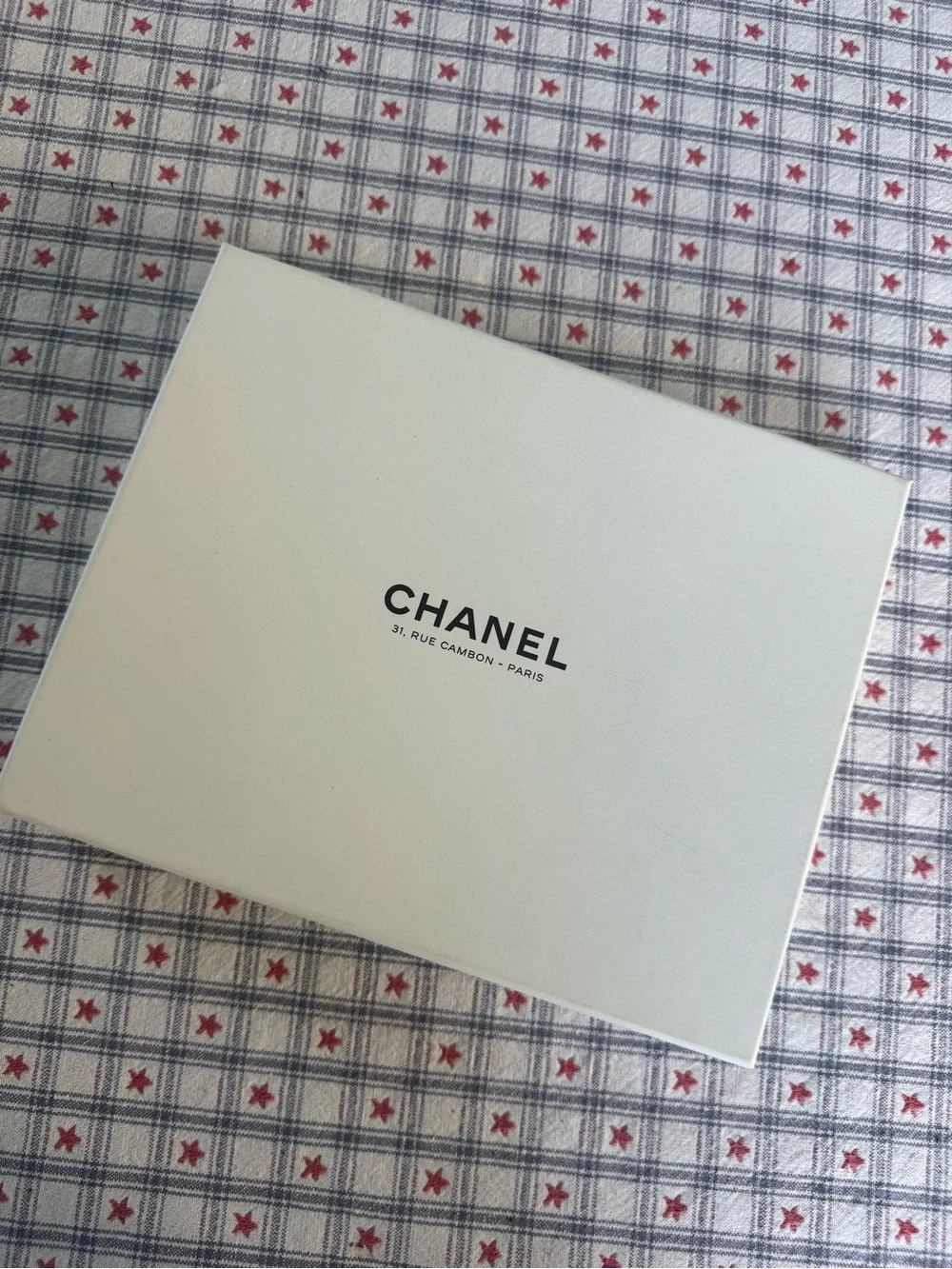 CHANEL long chain